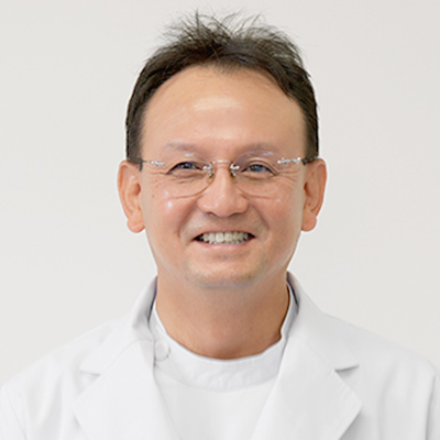 写真：原三信病院　消化器外科部長の藤井　圭の顔写真